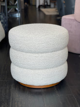 Load image into Gallery viewer, Neige Ottoman