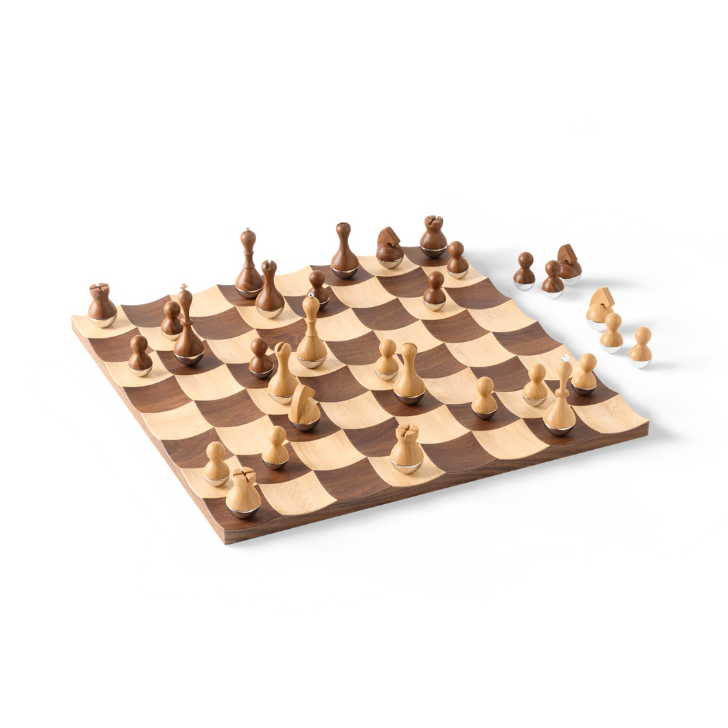 Wobble Chess Set